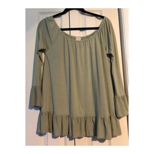 Altar’d State green off the shoulder